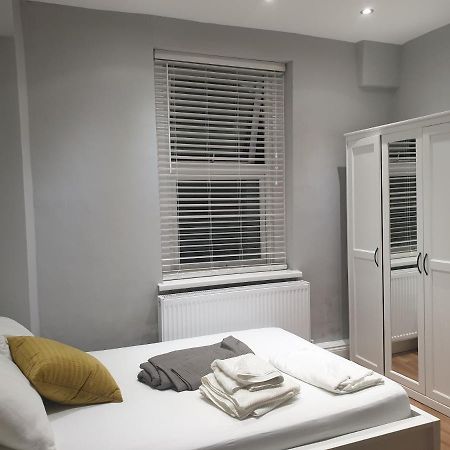 Lovely 1 Bedroom Flat High Barnet 3 Mins Away Extérieur photo